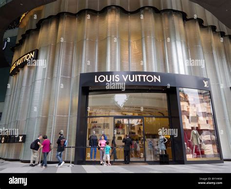 louis vuitton price singapore|louis vuitton boutique singapore.